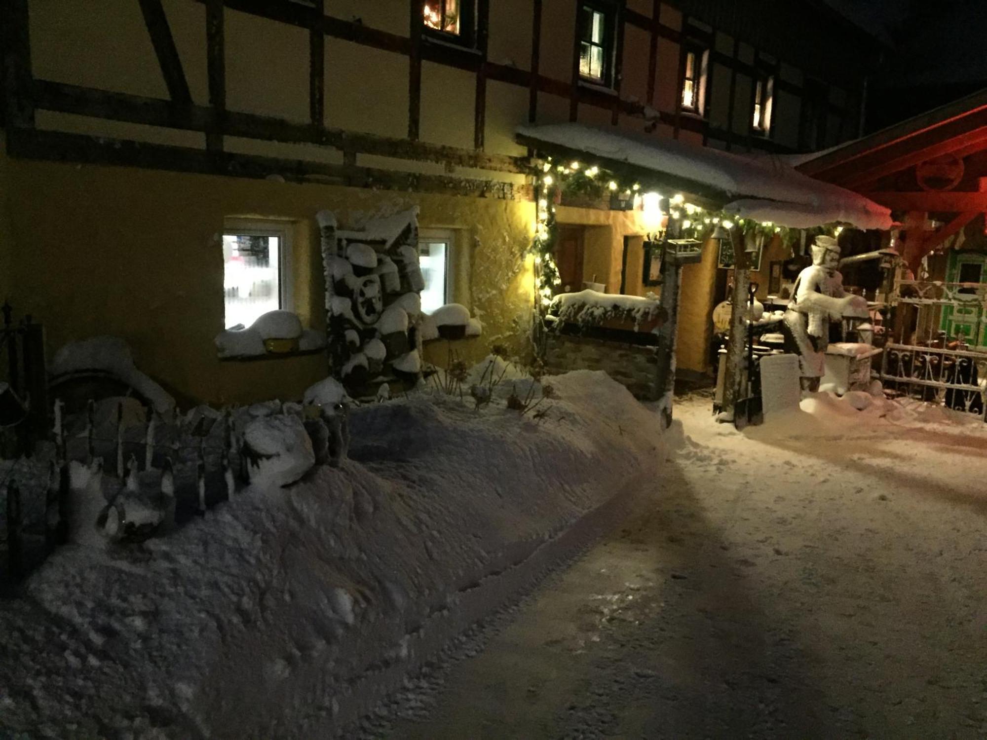 Hotel Olbernhau Mit Sauna - Kleines Landhotel Zur Ofenschenke Экстерьер фото